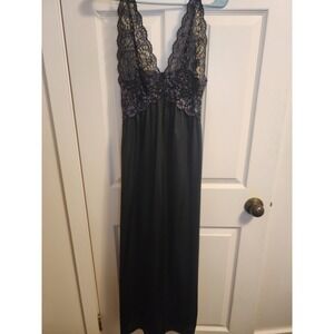 Barbizon Sexy Black Nylon Lace Maxi Slip Dress Size Small Romantic Elegant VTG